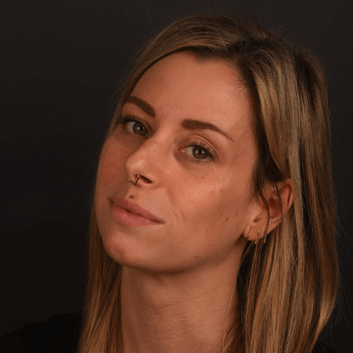 Krucsó Viktória Glória, dentálhigiénikus, staining specialist / Differental Fogorvosi Rendelő